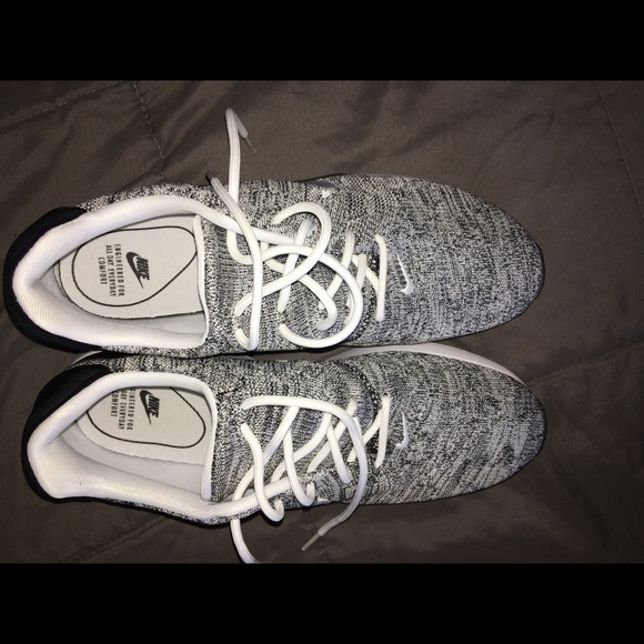 Nike shoes men’s - Picture 4 of 6